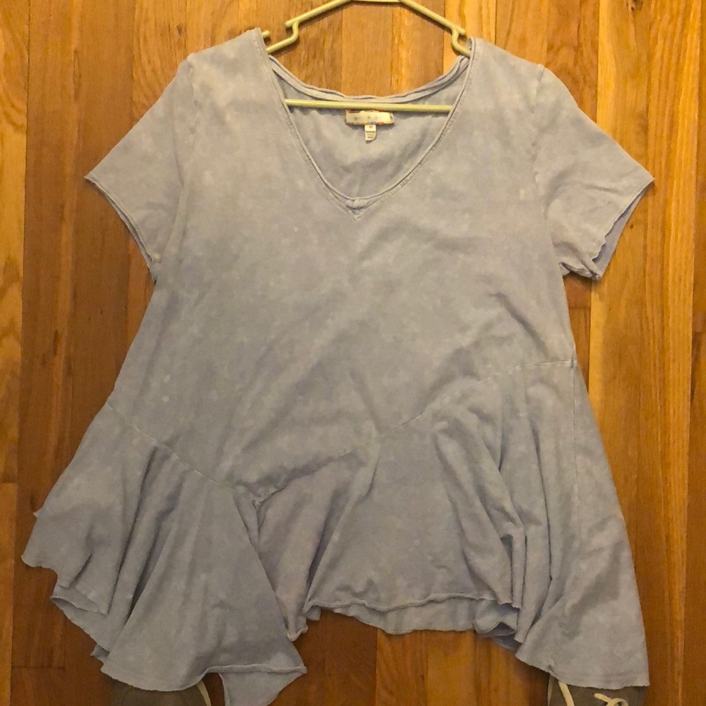 Blue flowy short sleeve blouse